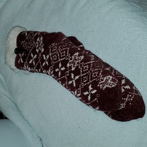 1 Pair comfy socks! NEW STILL WITH TAG